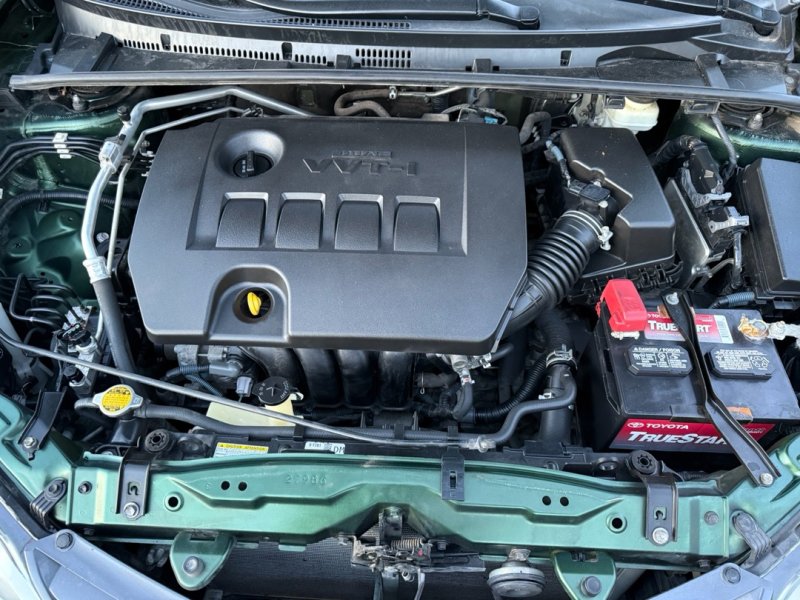 Used 2015 Toyota Corolla LE image 18