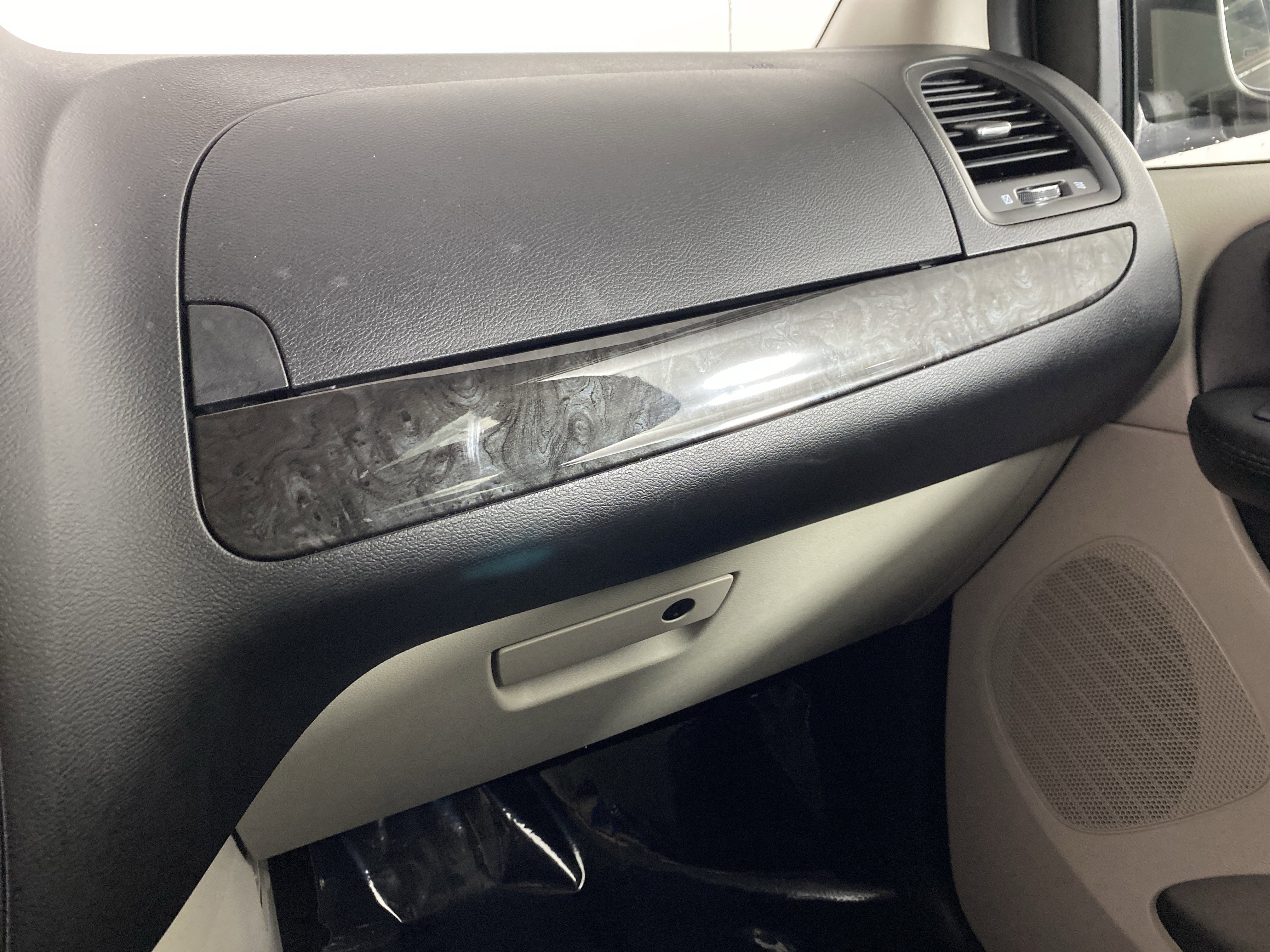 Used 2017 Dodge Grand Caravan SE w/ Power Window Group image 37