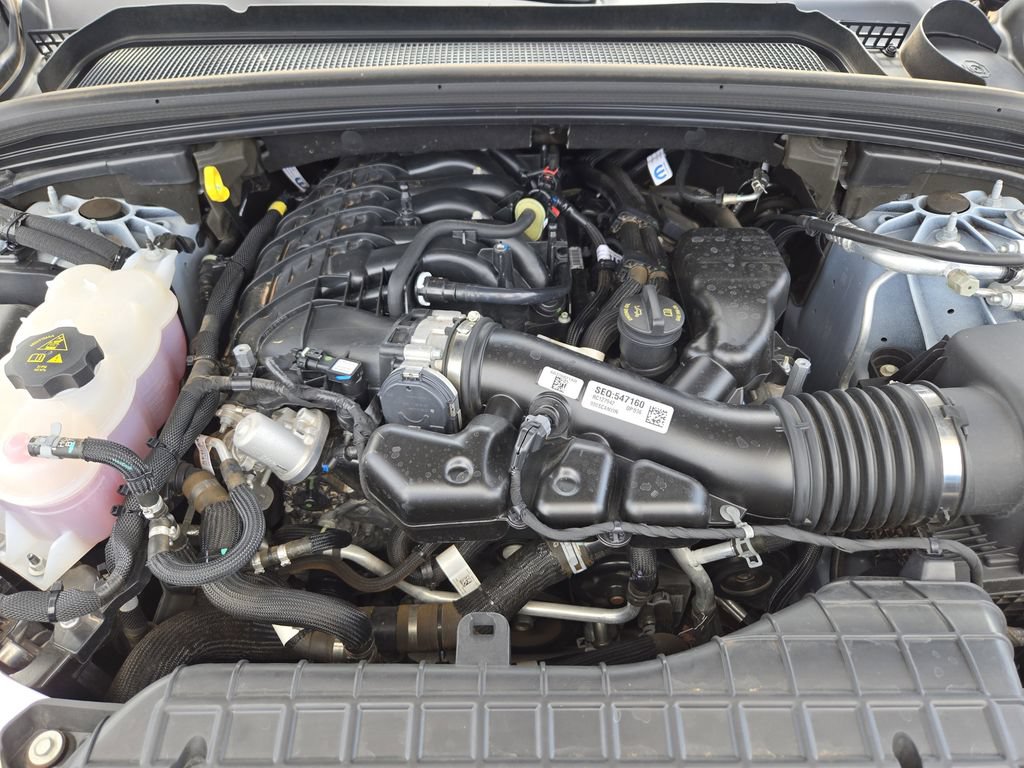 Used 2024 Jeep Grand Cherokee Limited AWD/4WD image 25