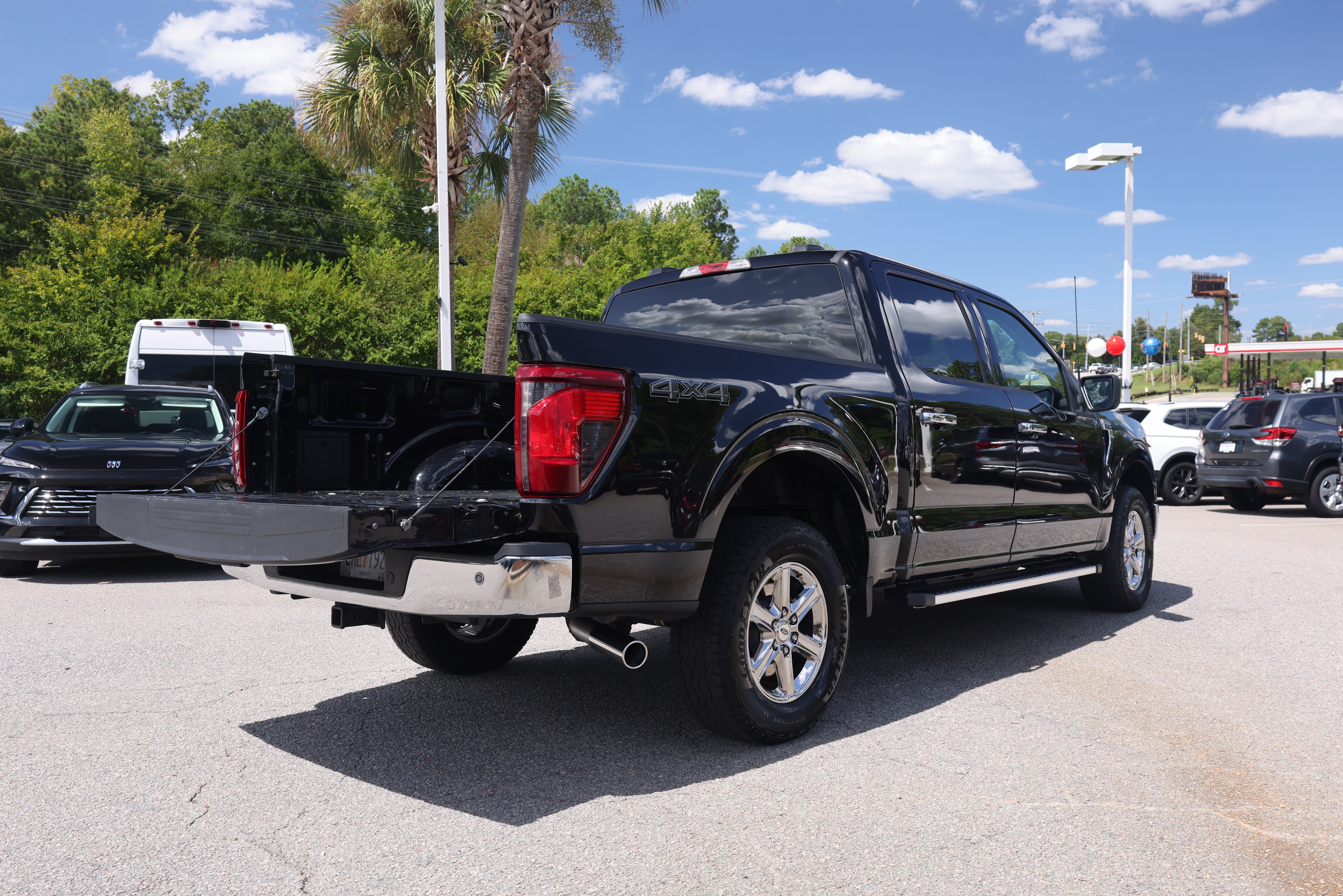 Used 2025 Ford F150 XLT w/ Equipment Group 301A Standard AWD/4WD image 5