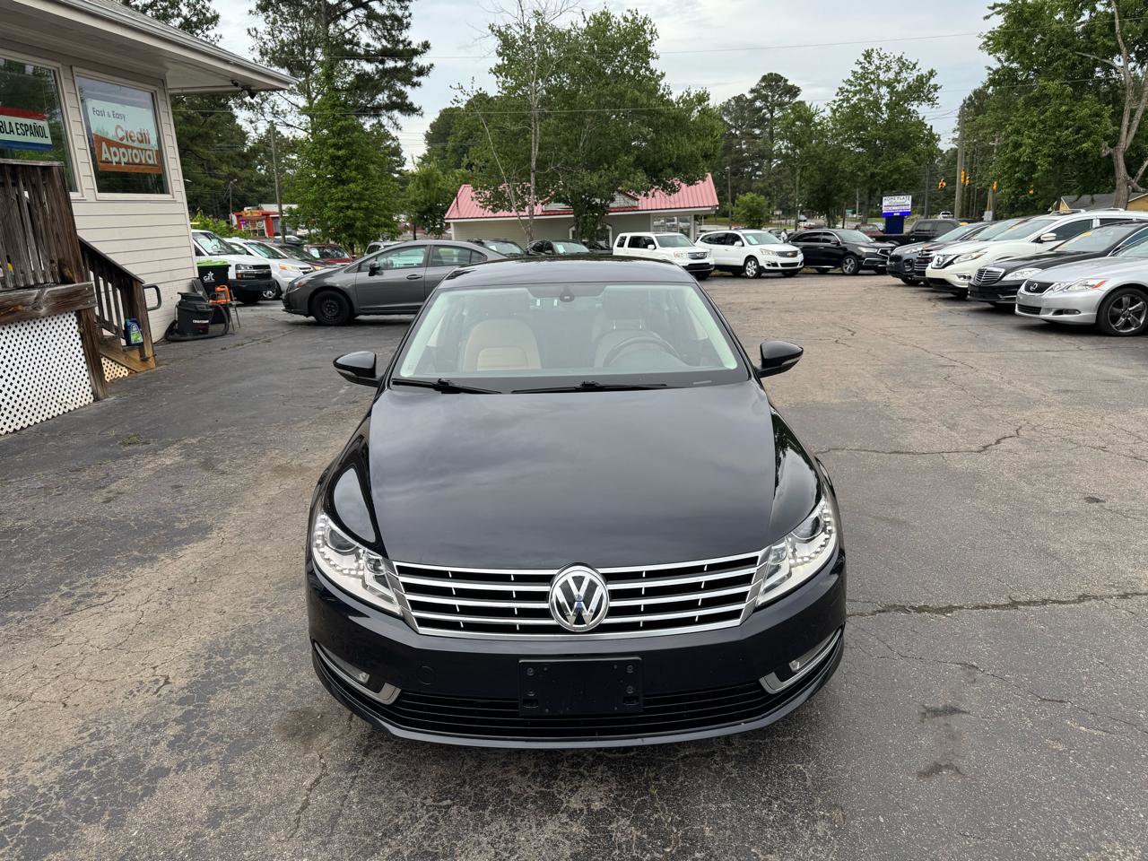 Used 2014 Volkswagen CC Sport FWD image 2