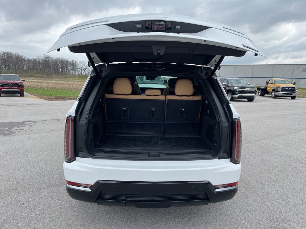Used 2025 Cadillac Escalade IQ Sport 2 AWD/4WD image 5