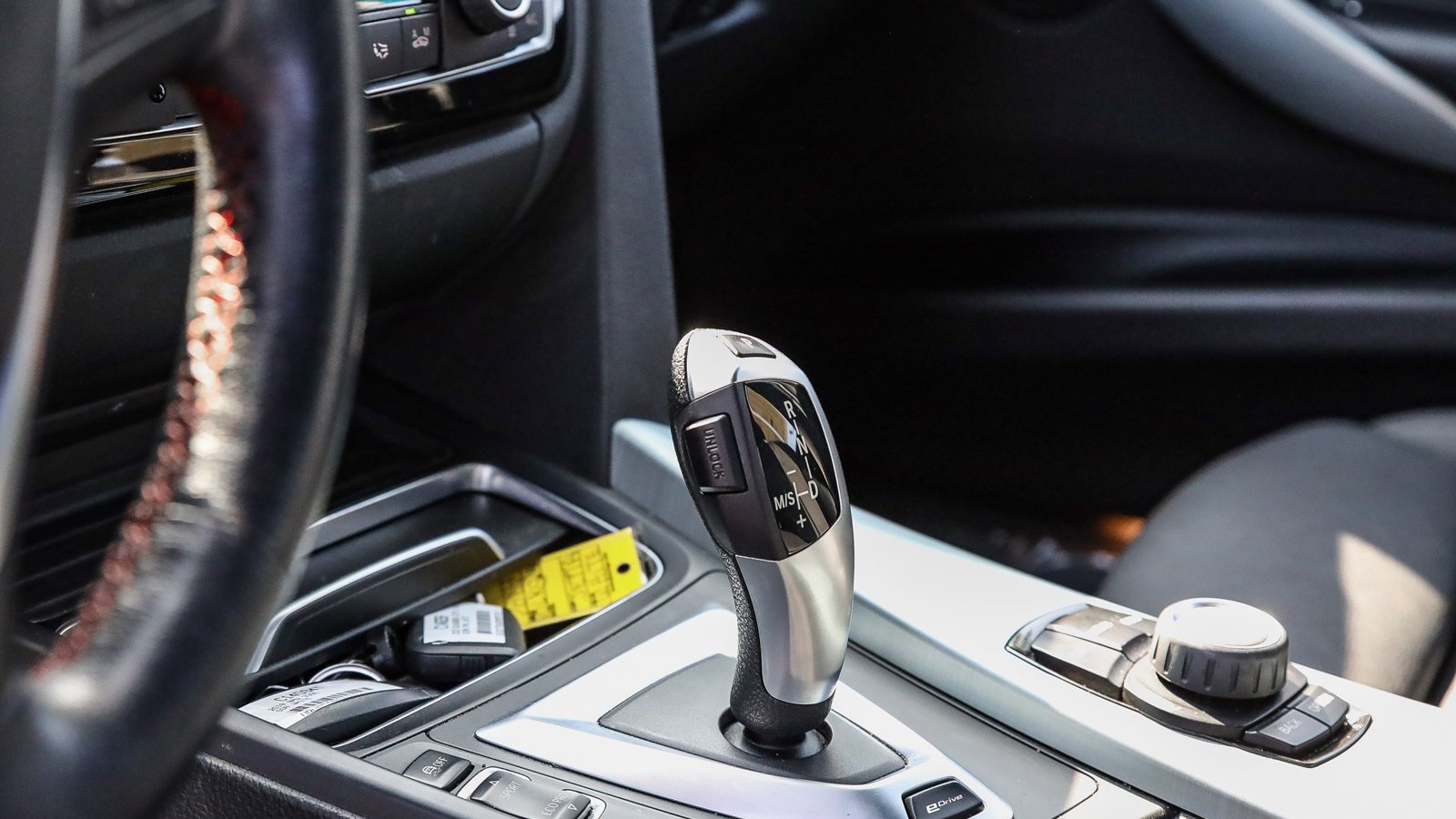 Used 2018 BMW 330e image 22