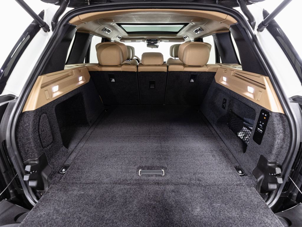 Used 2024 Land Rover Range Rover Autobiography AWD/4WD image 31