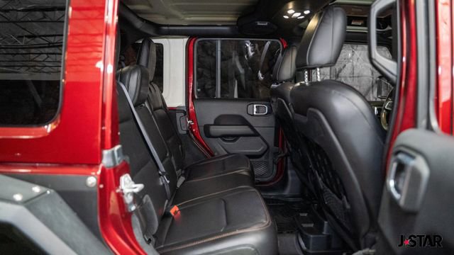 Used 2021 Jeep Wrangler Unlimited Rubicon w/ Trailer Tow Package image 13