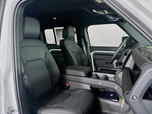 New 2026 Land Rover Defender 110 X-Dynamic SE AWD/4WD image 26