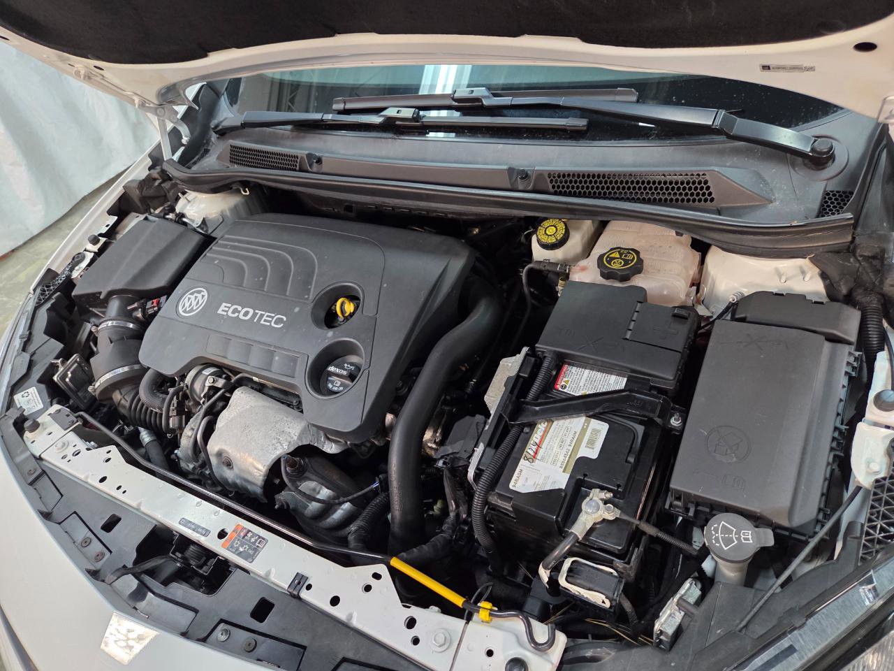 Used 2018 Buick Cascada Premium image 25