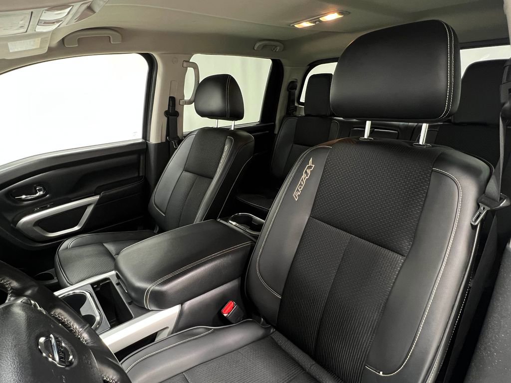 Used 2017 Nissan Titan PRO-4X image 13
