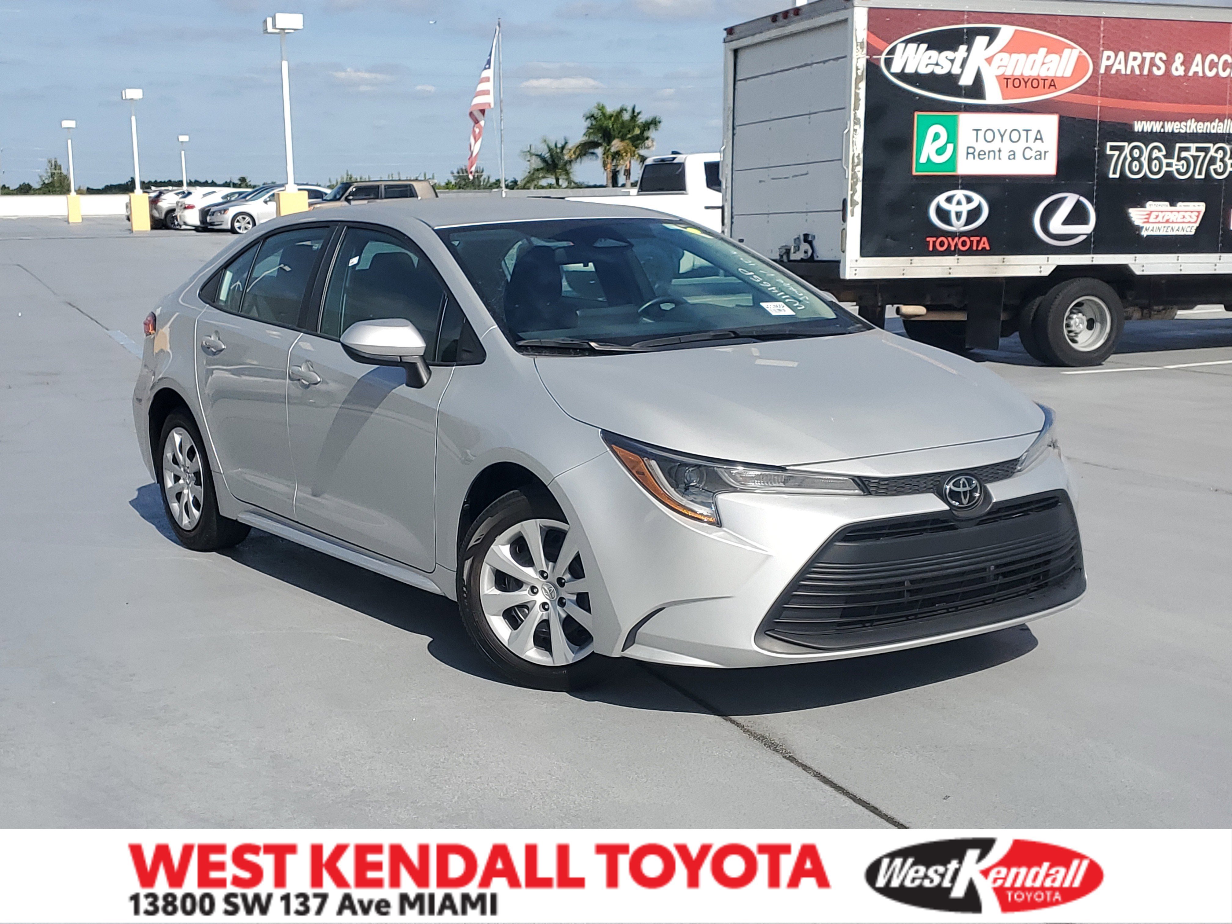 Certified 2023 Toyota Corolla LE image 1