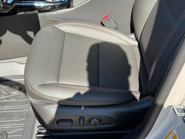 New 2026 Chevrolet Trax RS w/ Driver Confidence Package FWD image 13