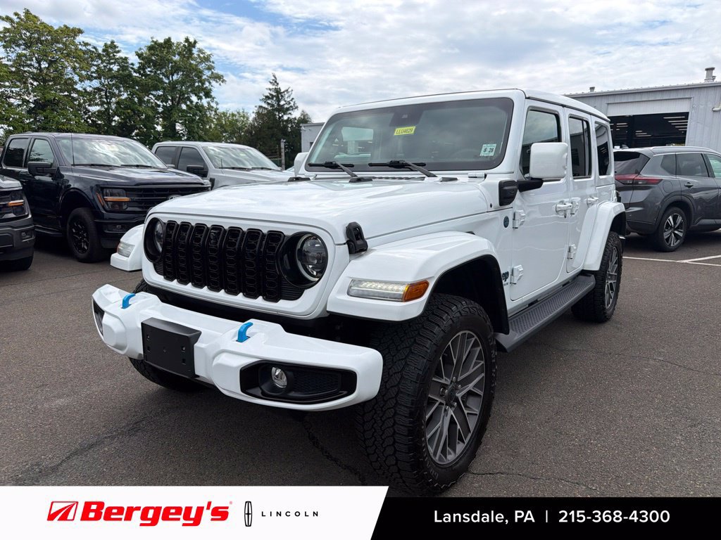 Used 2024 Jeep Wrangler High Altitude AWD/4WD image 1