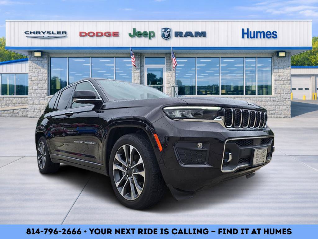Used 2023 Jeep Grand Cherokee Overland w/ Luxury Tech Group IV AWD/4WD image 1