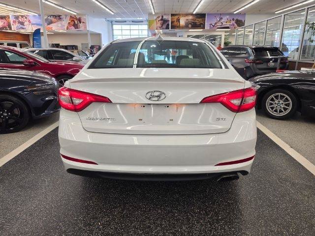 Used 2017 Hyundai Sonata ECO FWD image 5