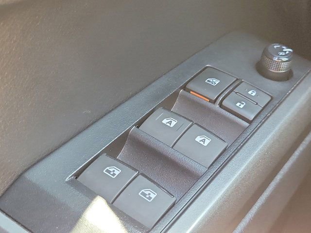 Used 2022 Toyota Tacoma Limited w/ Nightshade Package AWD/4WD image 31