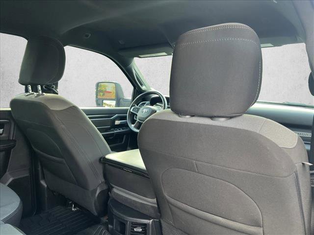 Used 2024 RAM 3500 Big Horn image 22