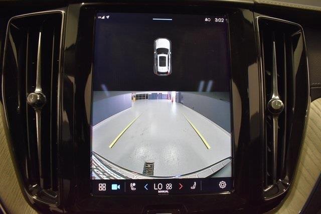 Used 2022 Volvo XC60 B5 Inscription w/ Climate Package image 26