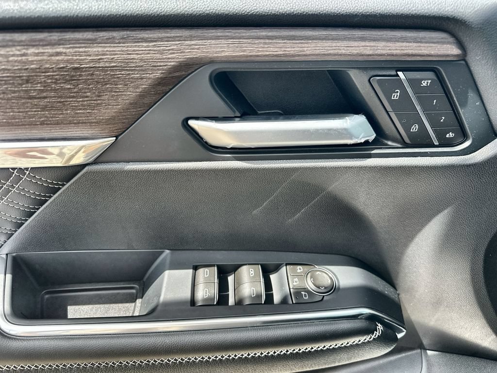 New 2026 GMC Acadia Denali w/ Super Cruise Package FWD image 22