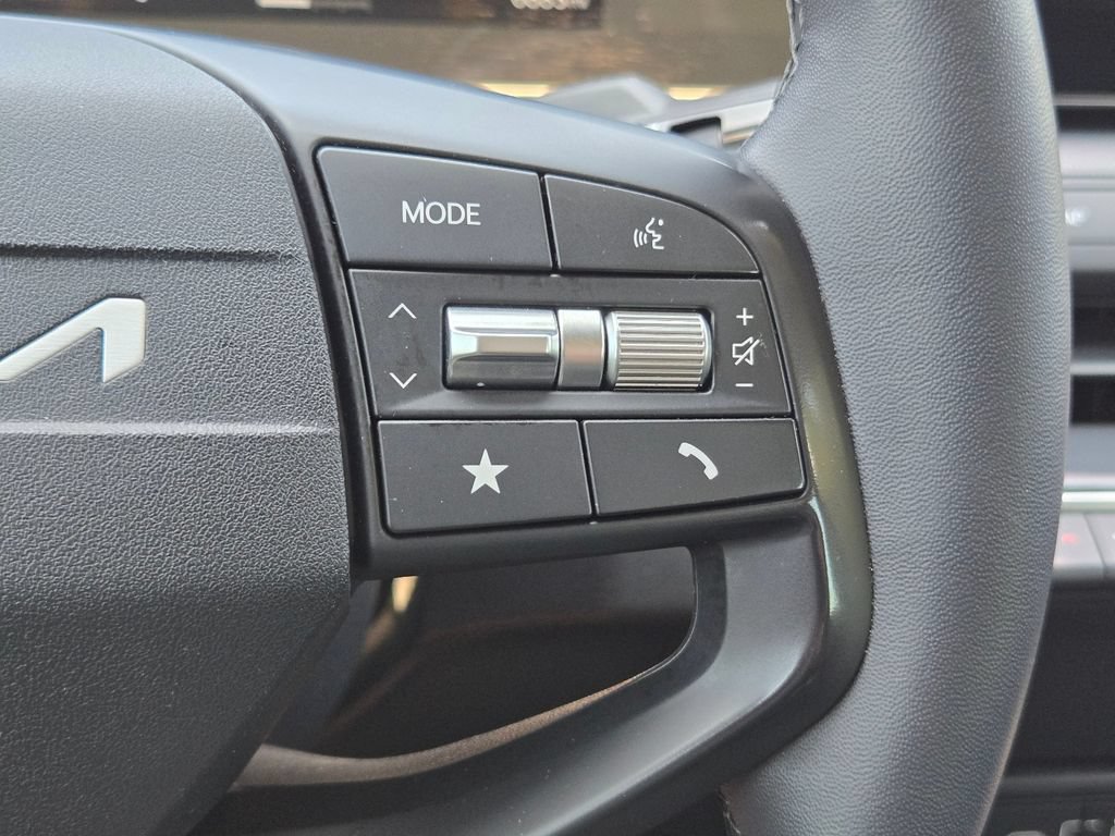 Certified 2025 Kia K4 GT-Line Turbo FWD image 24