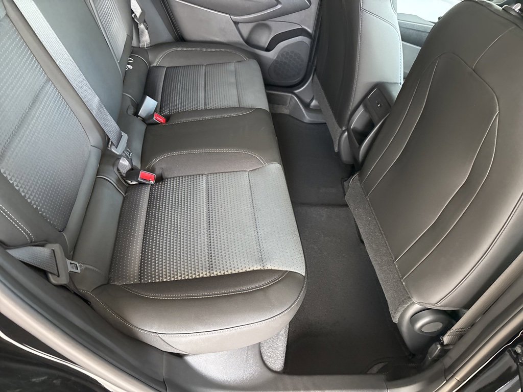 New 2025 Chevrolet Trax LT w/ Sunroof Package image 27