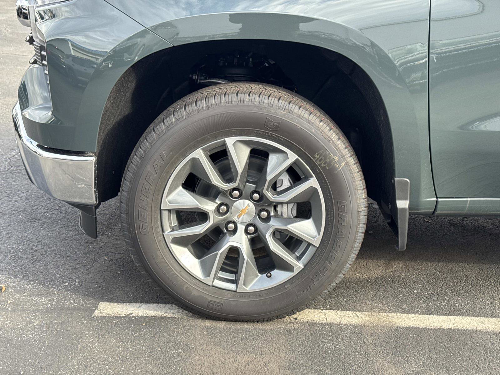 New 2026 Chevrolet Silverado 1500 LT w/ Safety Package image 8