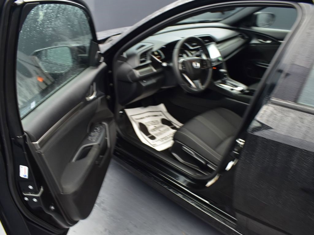 Used 2018 Honda Civic EX image 8