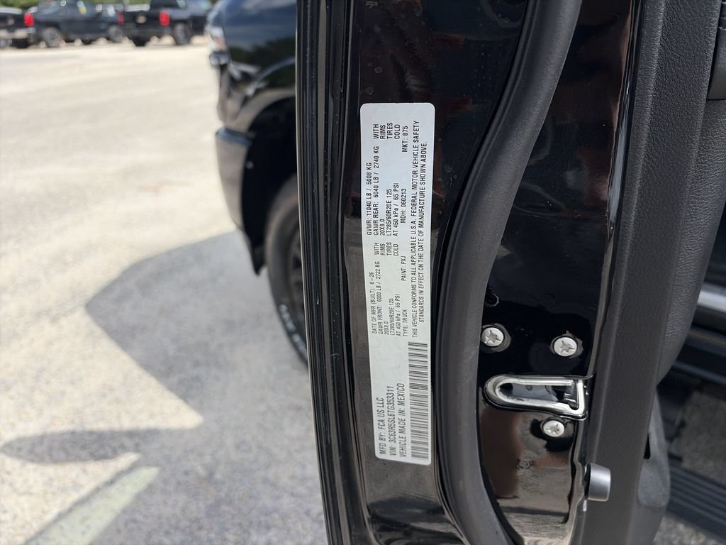 New 2026 RAM 2500 Limited AWD/4WD image 35