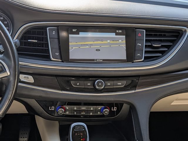 Used 2018 Buick Enclave Premium w/ Experience Buick Package FWD image 15