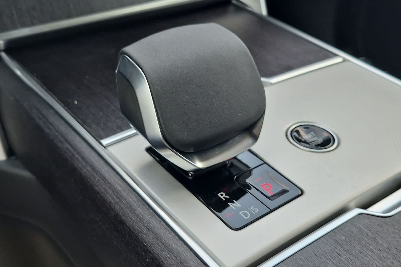 New 2026 Land Rover Range Rover SE AWD/4WD image 32