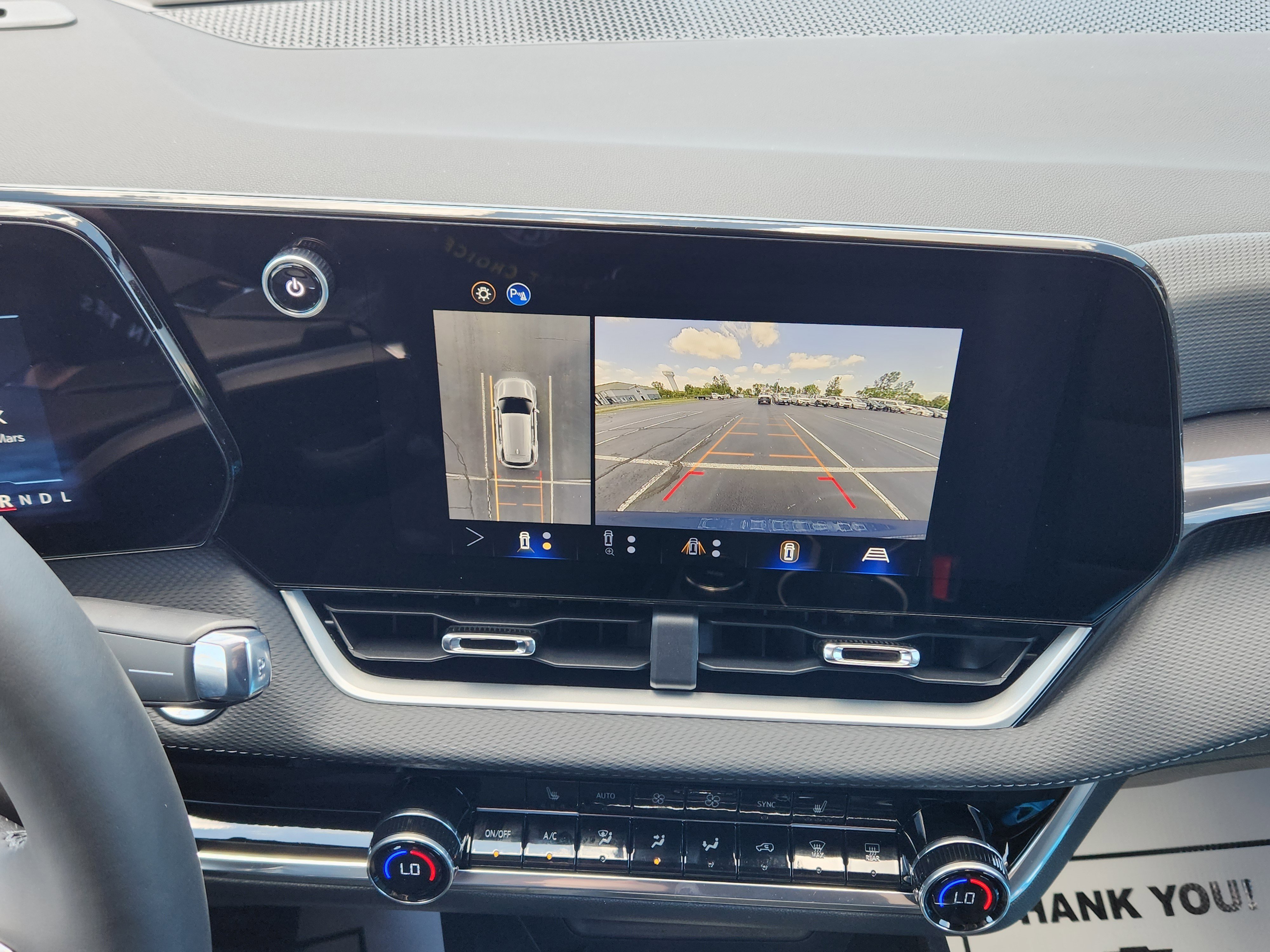 New 2026 Chevrolet Equinox LT AWD/4WD image 13