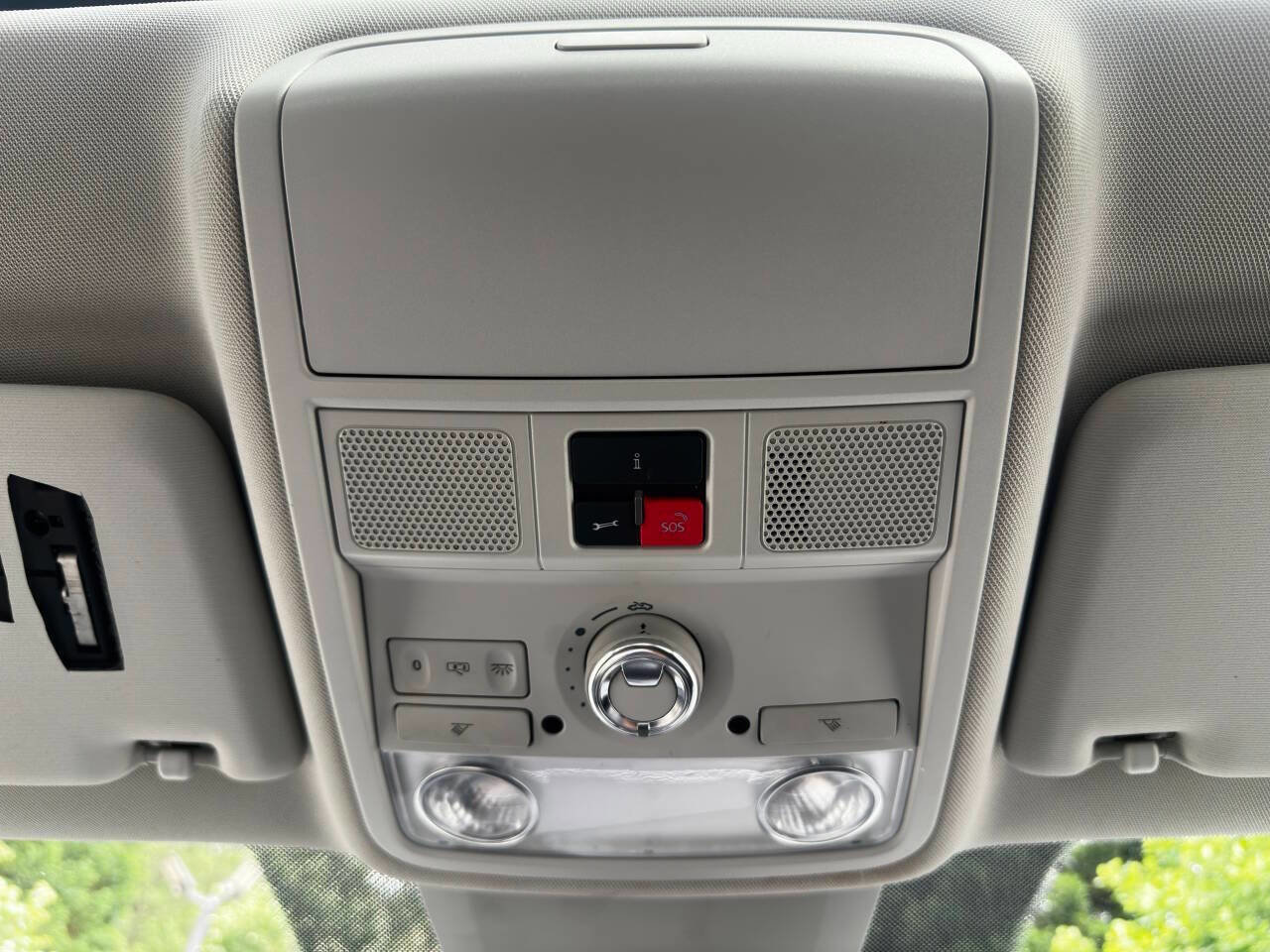 Used 2017 Volkswagen Passat 1.8T SEL Premium image 24