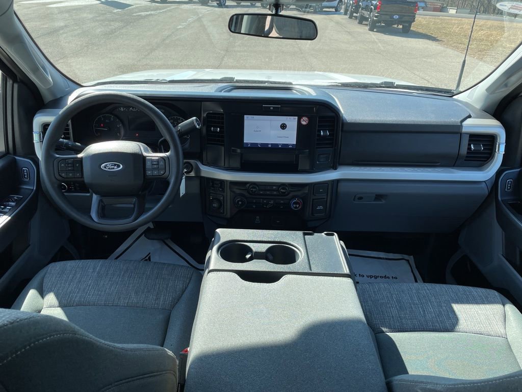 Used 2025 Ford F350 XLT image 24
