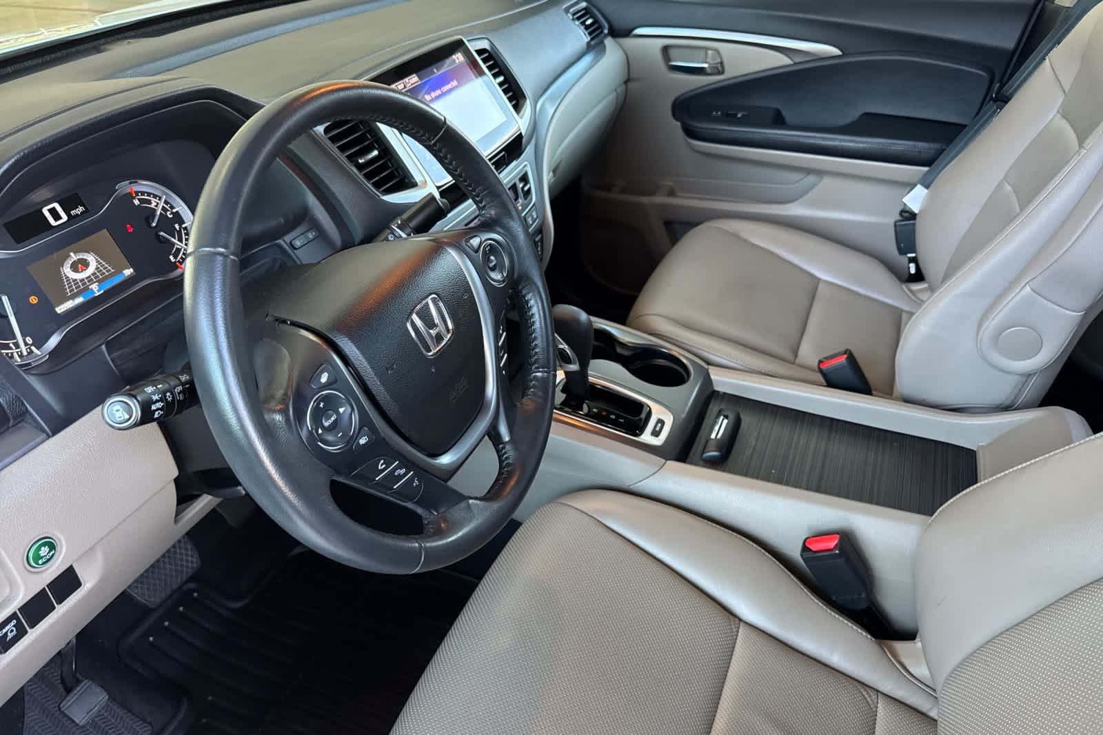 Used 2017 Honda Ridgeline RTL-T image 11