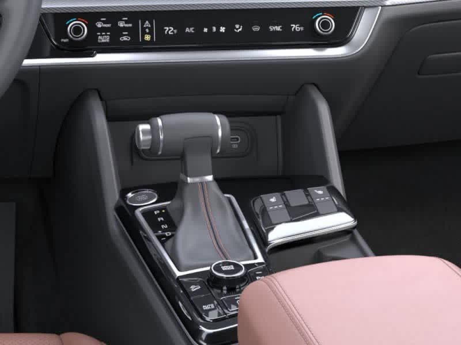 Certified 2025 Kia Sportage SX FWD image 40