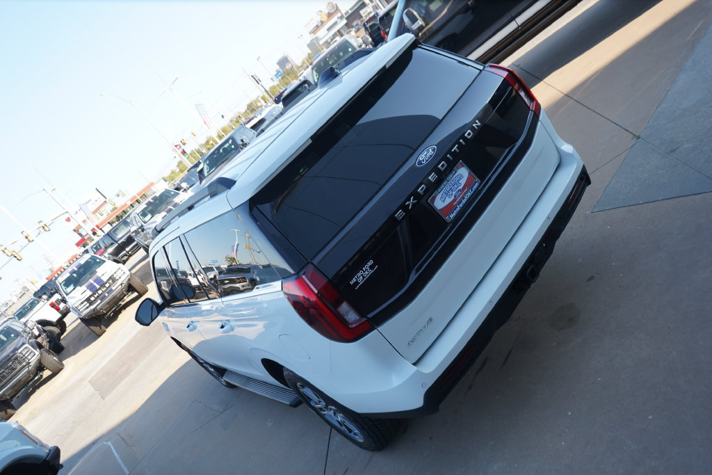 New 2026 Ford Expedition Active AWD/4WD image 10