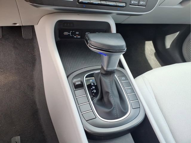 Used 2025 Hyundai Kona SEL FWD image 27