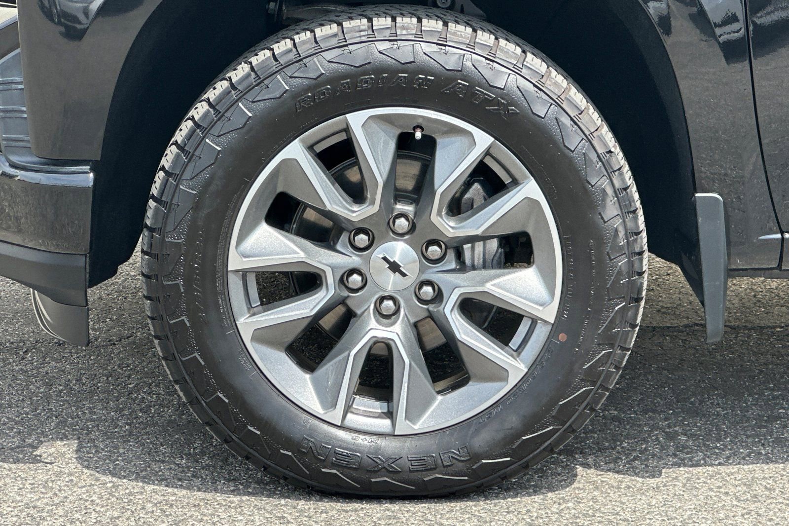 Certified 2021 Chevrolet Silverado 1500 RST w/ Convenience Package II image 36
