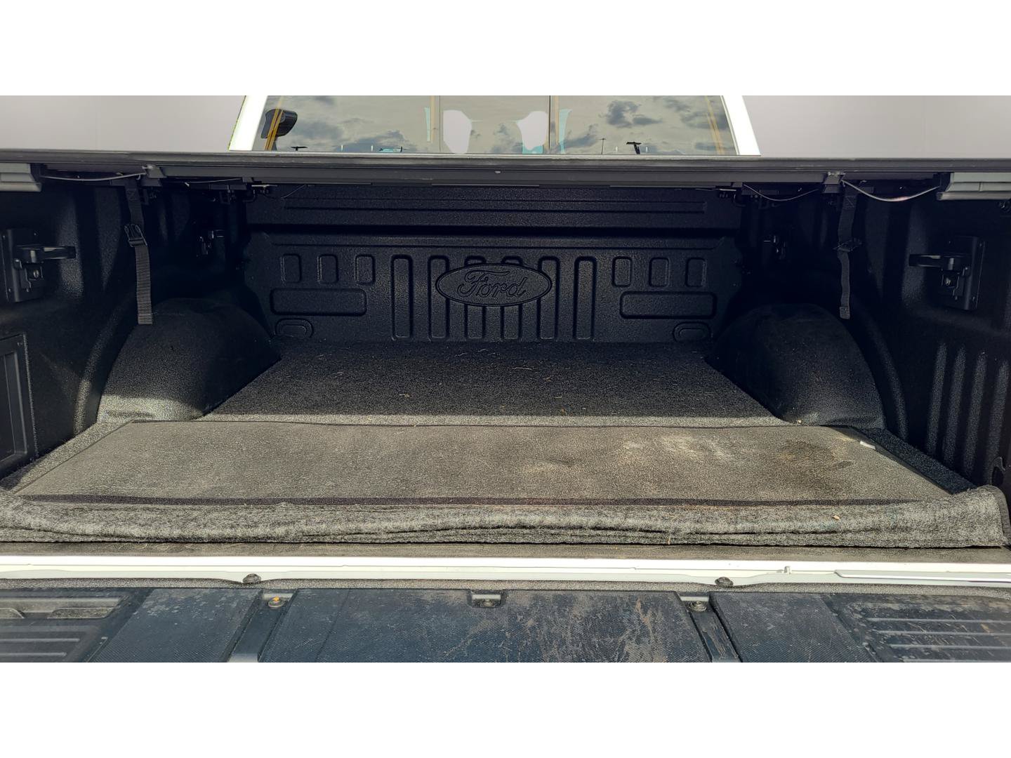 Used 2023 Ford F150 Raptor w/ Equipment Group 802A Raptor R AWD/4WD image 30