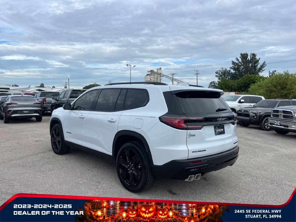 New 2026 GMC Acadia Elevation w/ Black Edition FWD image 5