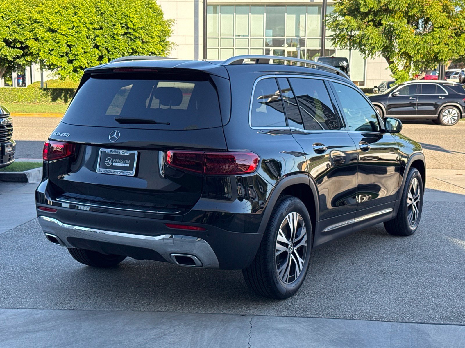 New 2026 Mercedes-Benz GLB 250 image 10