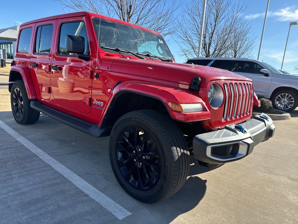 Used 2023 Jeep Wrangler Unlimited Sahara image 2