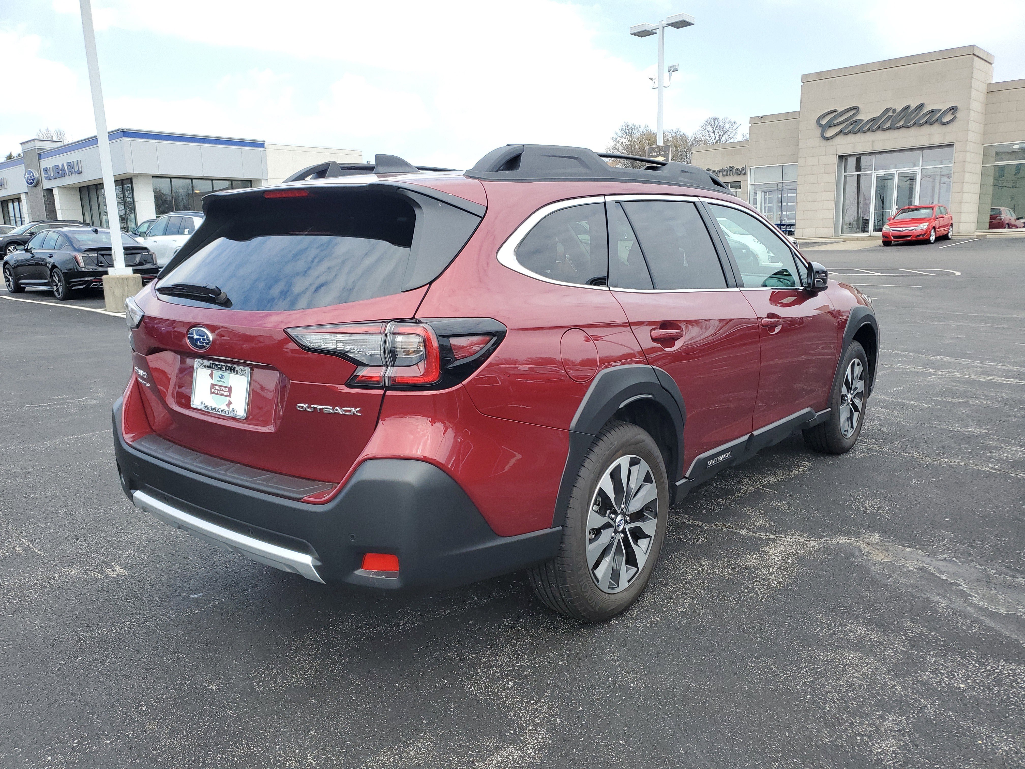 Certified 2025 Subaru Outback Limited image 3