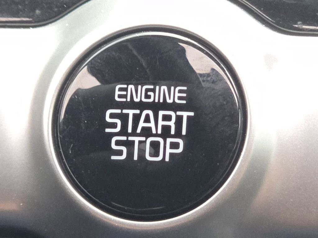 Used 2022 Kia Seltos SX w/ Sunroof Package image 36