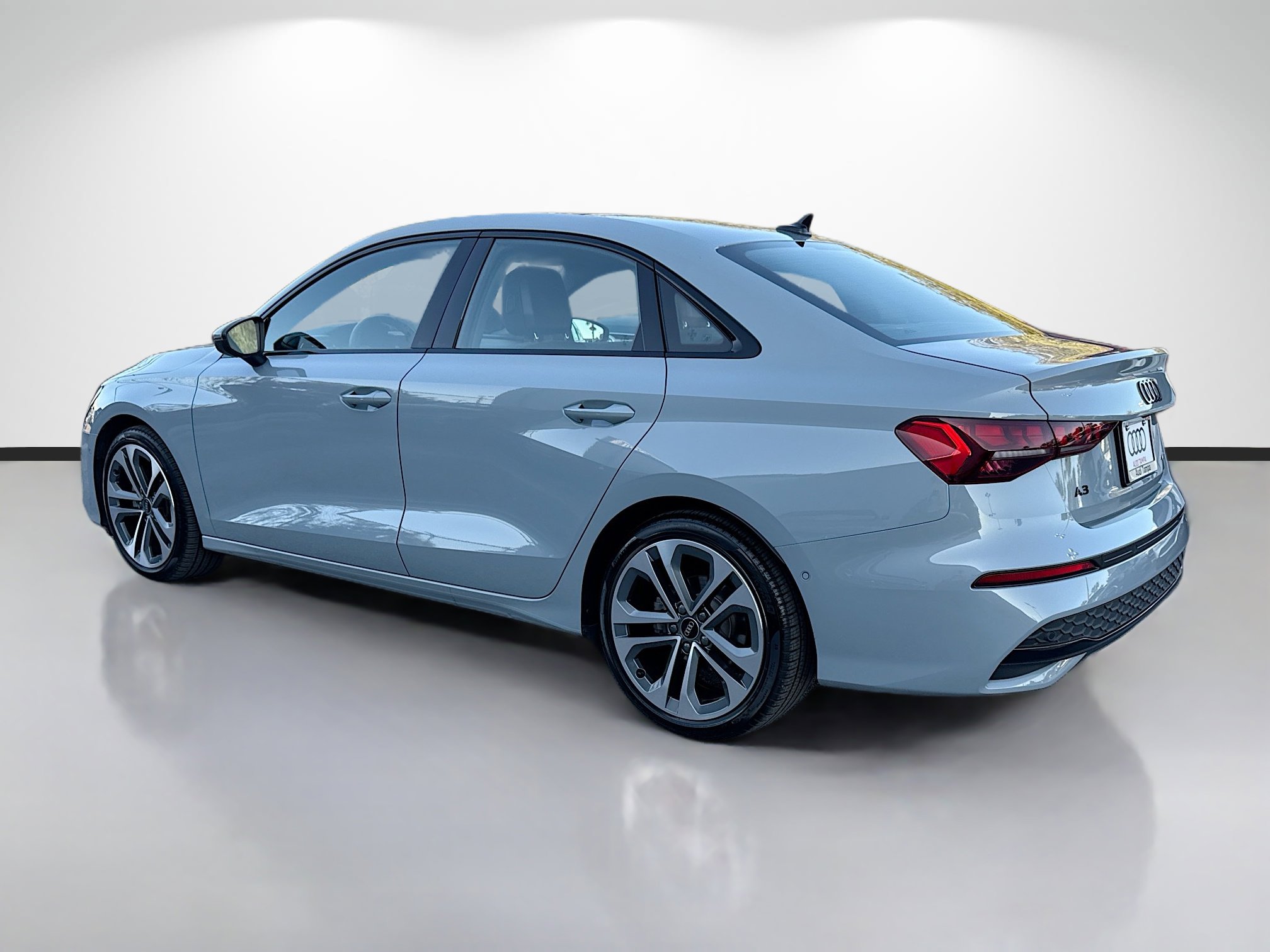 Certified 2025 Audi A3 2.0T Premium Plus w/ Premium Plus Package image 5