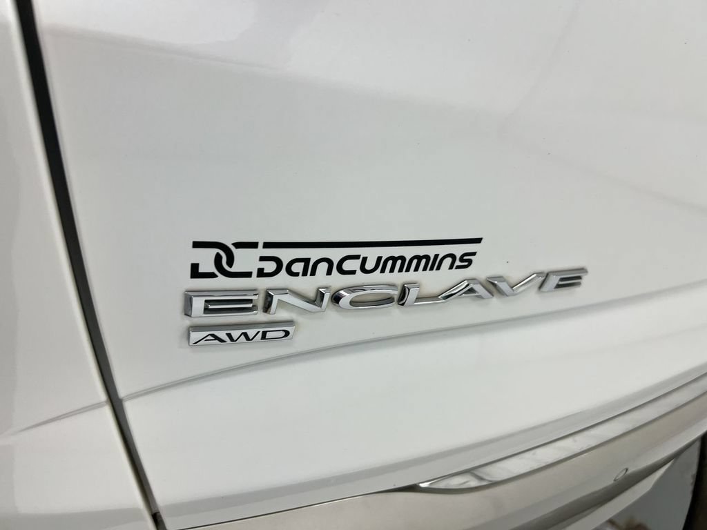 Used 2020 Buick Enclave Premium w/ Sun and Sites Package AWD/4WD image 28