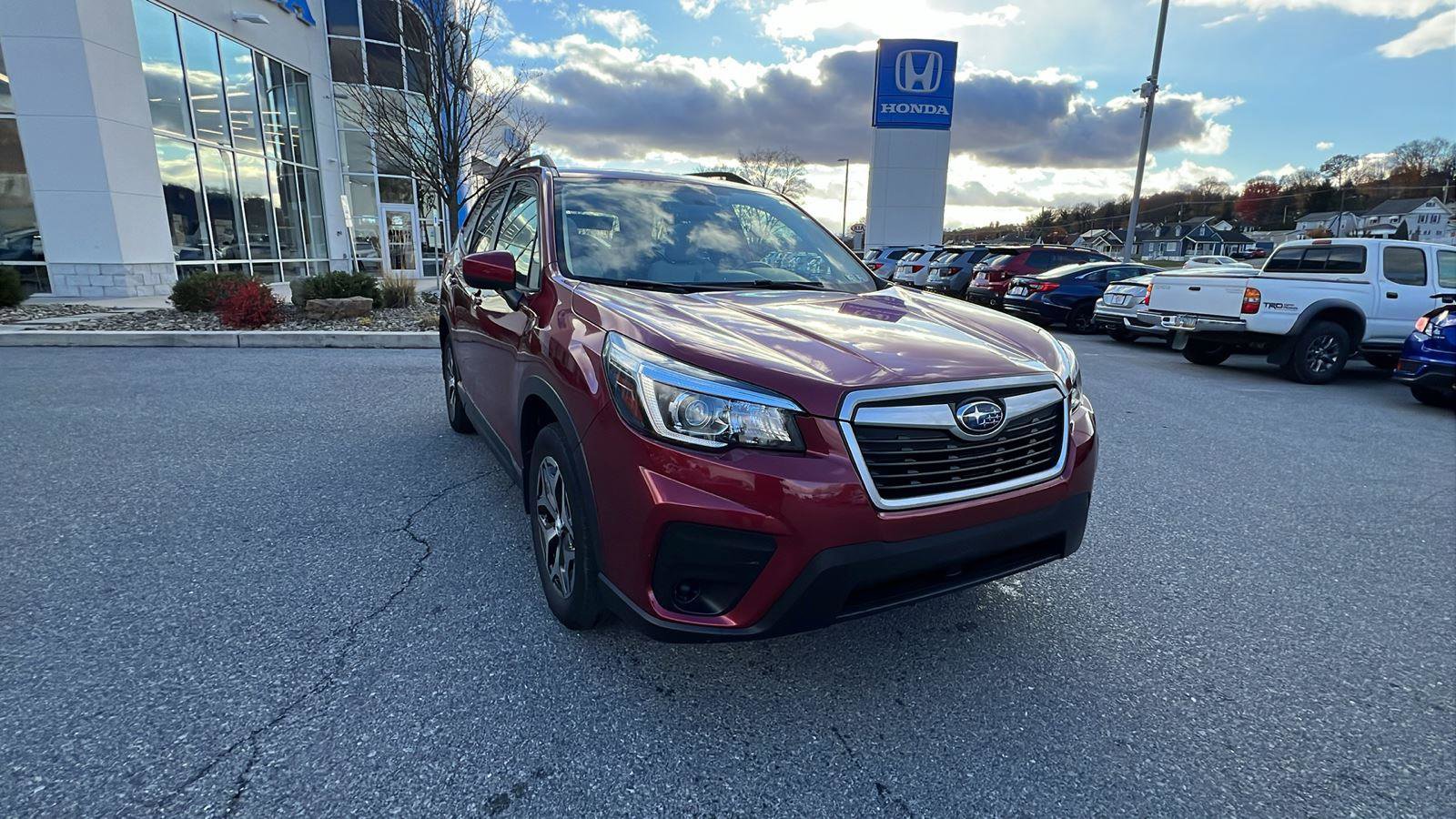 Used 2019 Subaru Forester Premium image 2