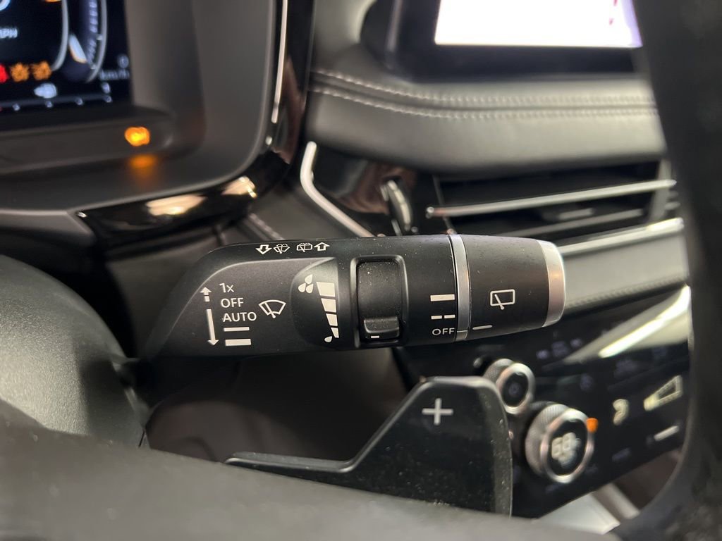 Used 2023 INFINITI QX60 Luxe w/ Vision Package image 22