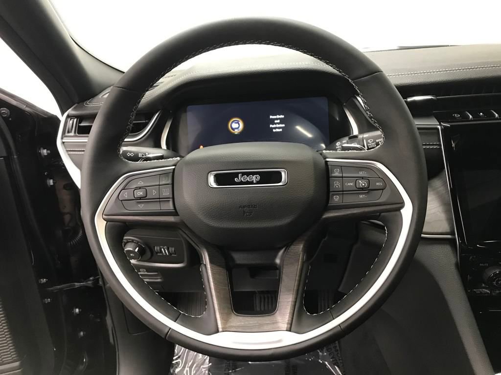 New 2025 Jeep Grand Cherokee L Limited image 14