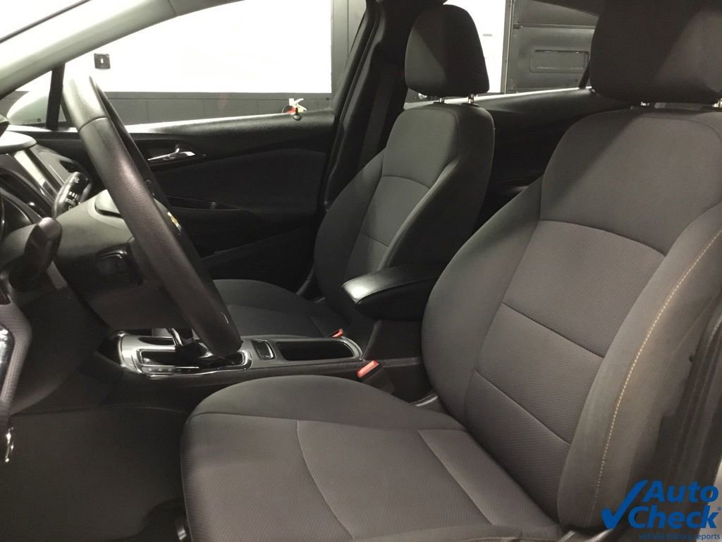 Used 2019 Chevrolet Cruze LS w/ LS Fleet Convenience Package image 24
