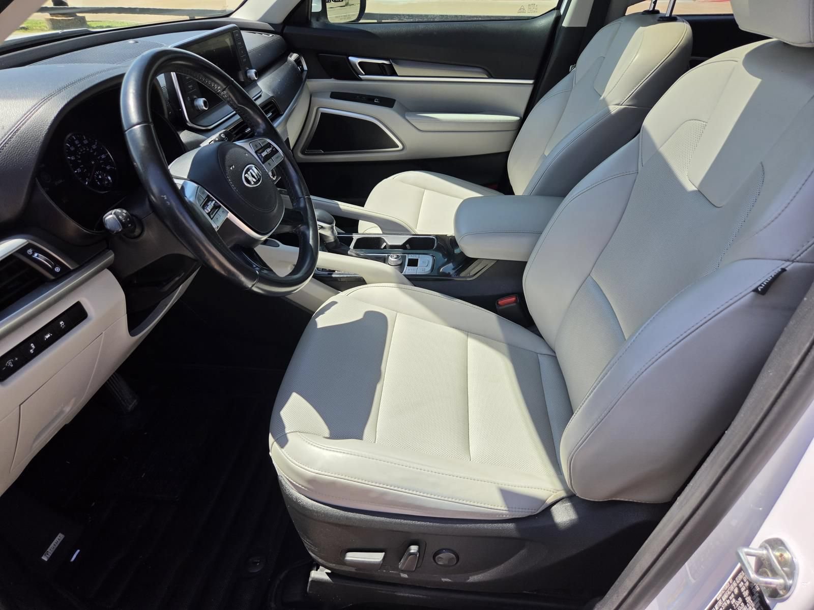 Used 2021 Kia Telluride S FWD image 19