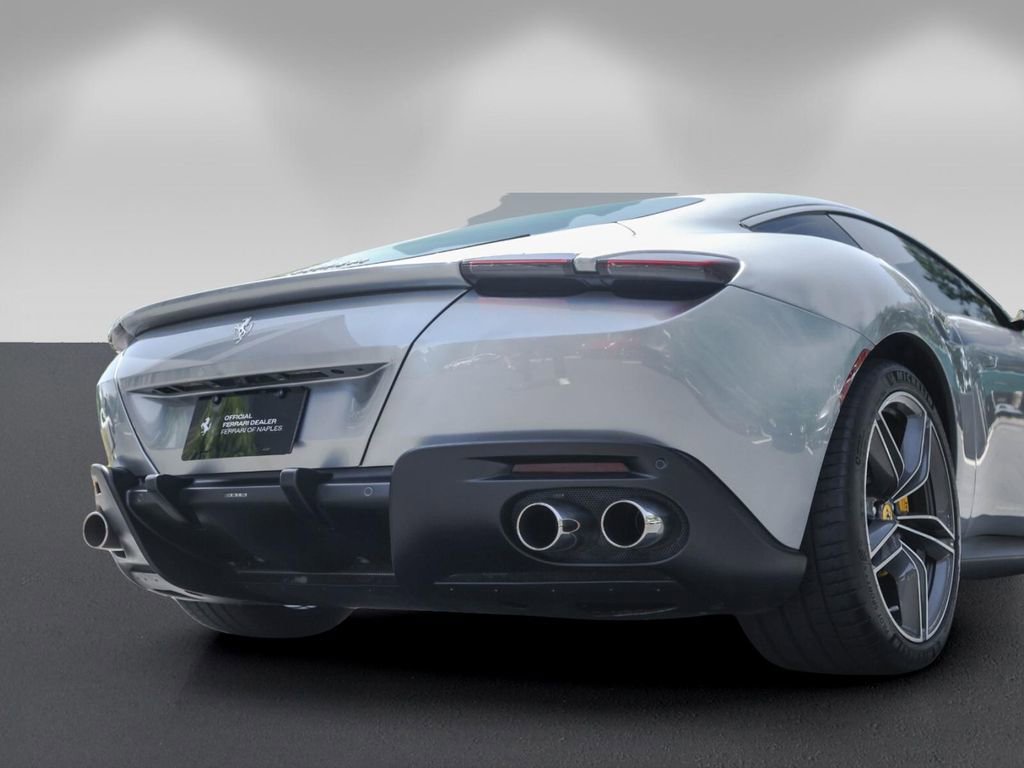 Certified 2021 Ferrari Roma RWD image 15